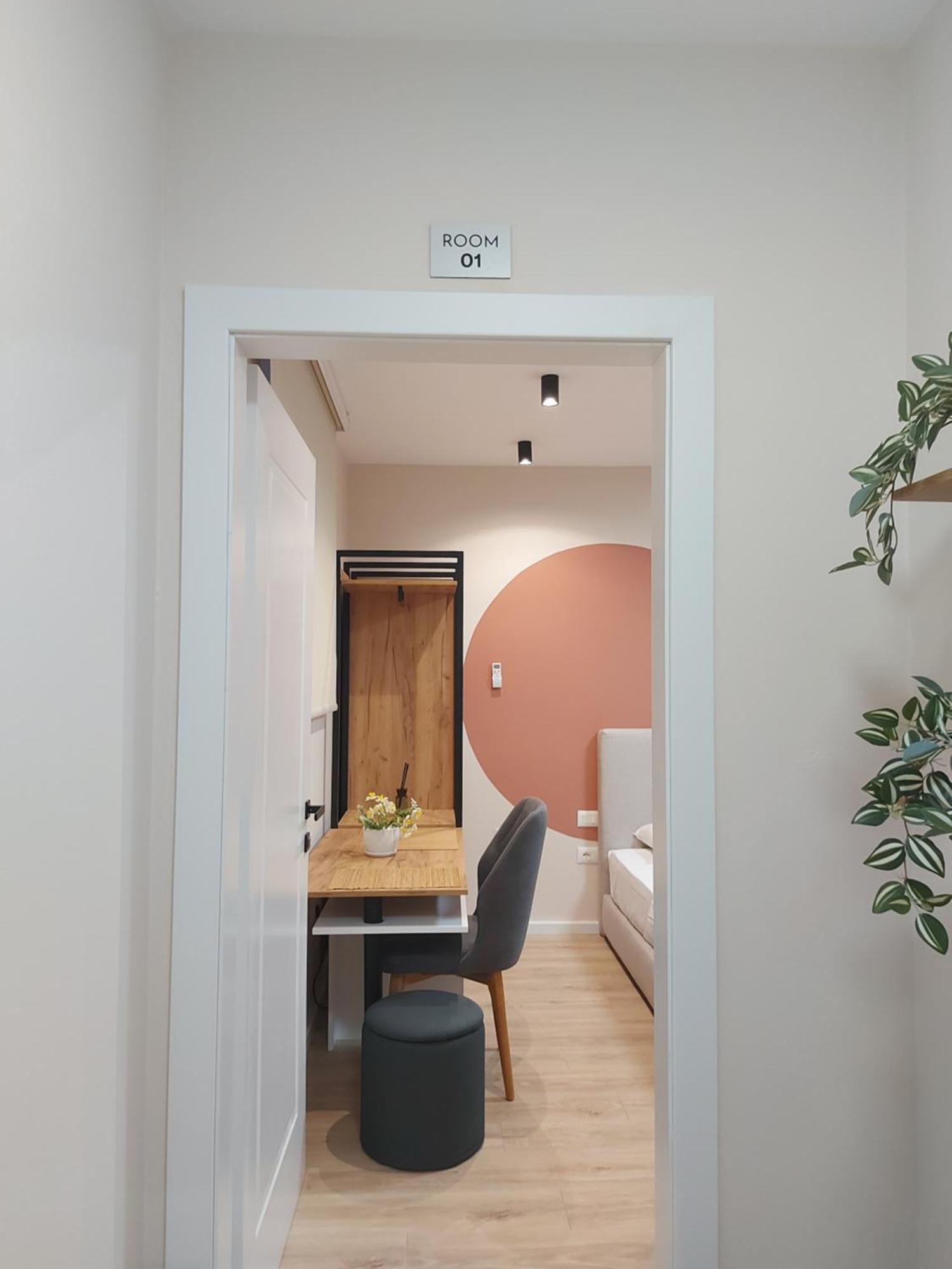 Center Cozy Nest Hotel Tirana Exterior photo