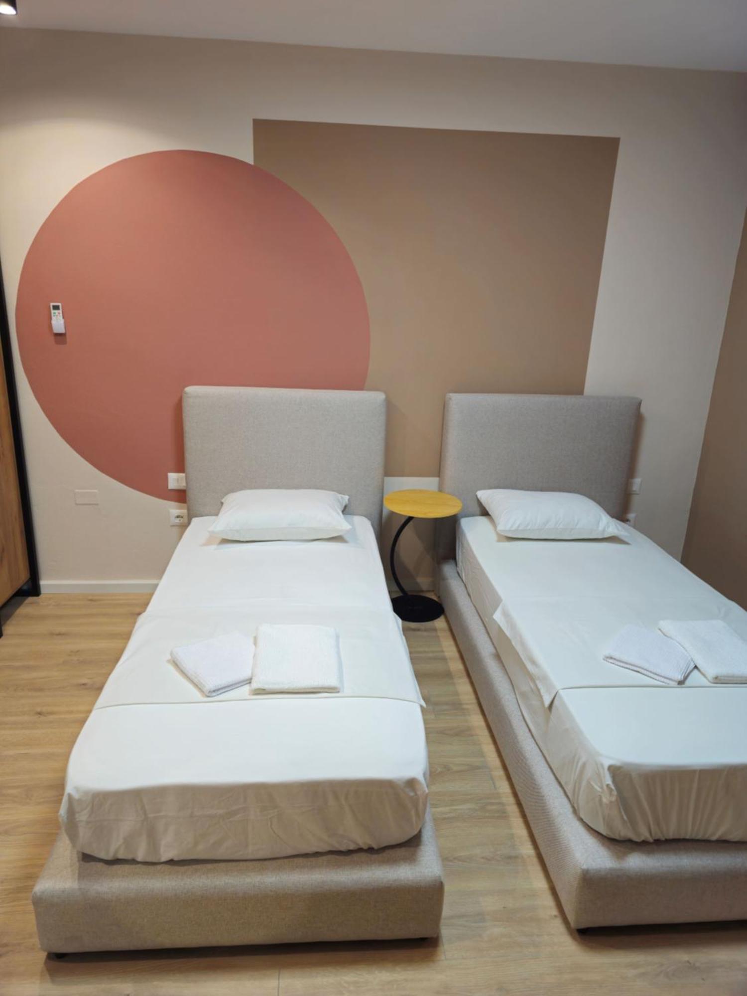 Center Cozy Nest Hotel Tirana Exterior photo